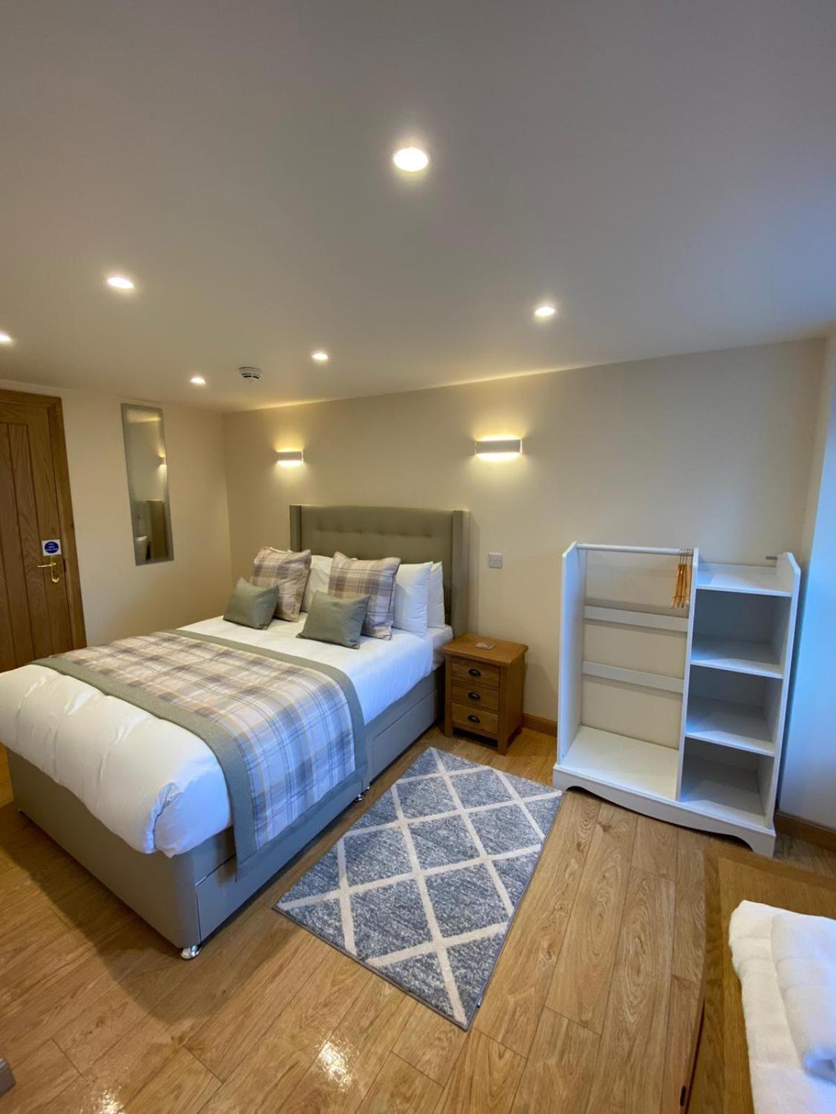 Waverley Inn Holiday Apartments Inverness Quarto foto
