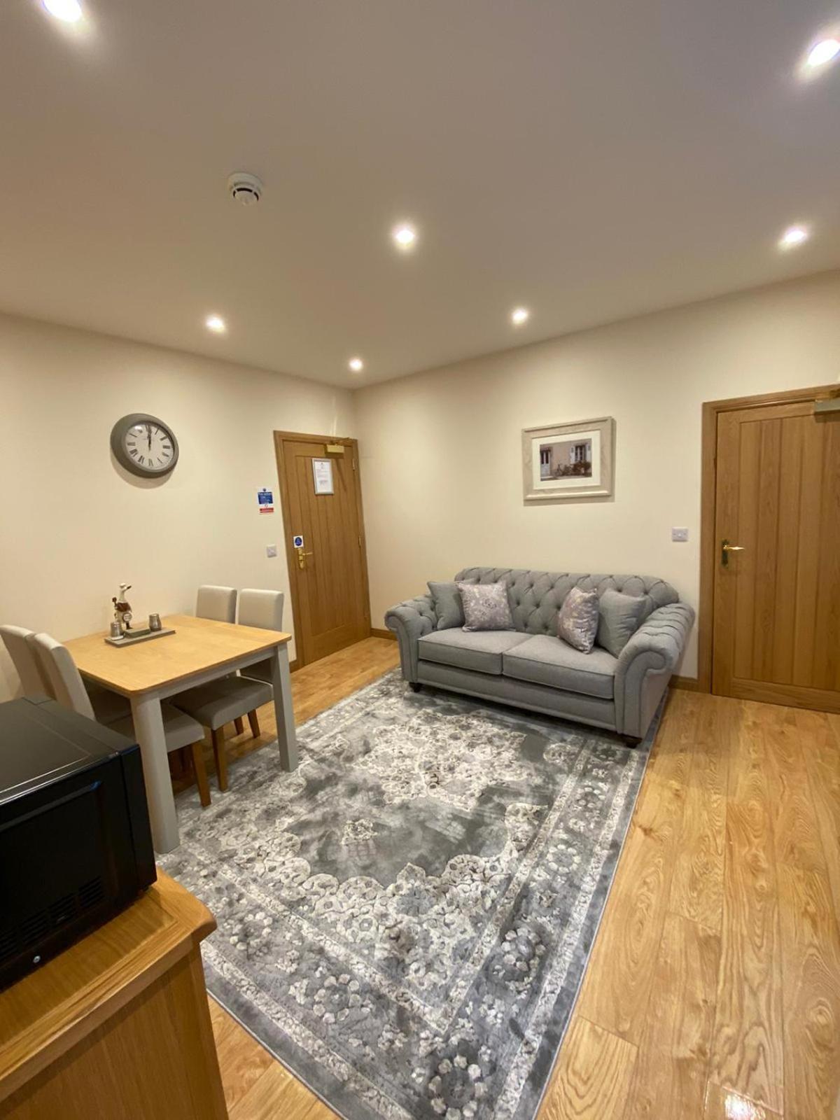 Waverley Inn Holiday Apartments Inverness Quarto foto