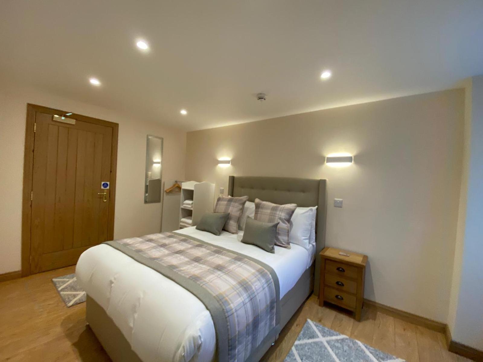 Waverley Inn Holiday Apartments Inverness Quarto foto