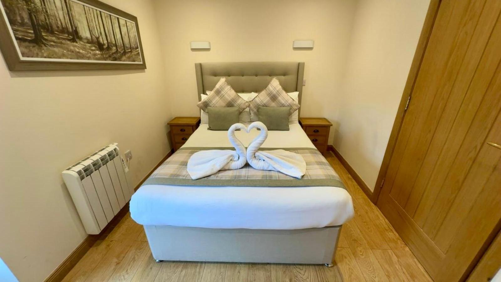 Waverley Inn Holiday Apartments Inverness Exterior foto